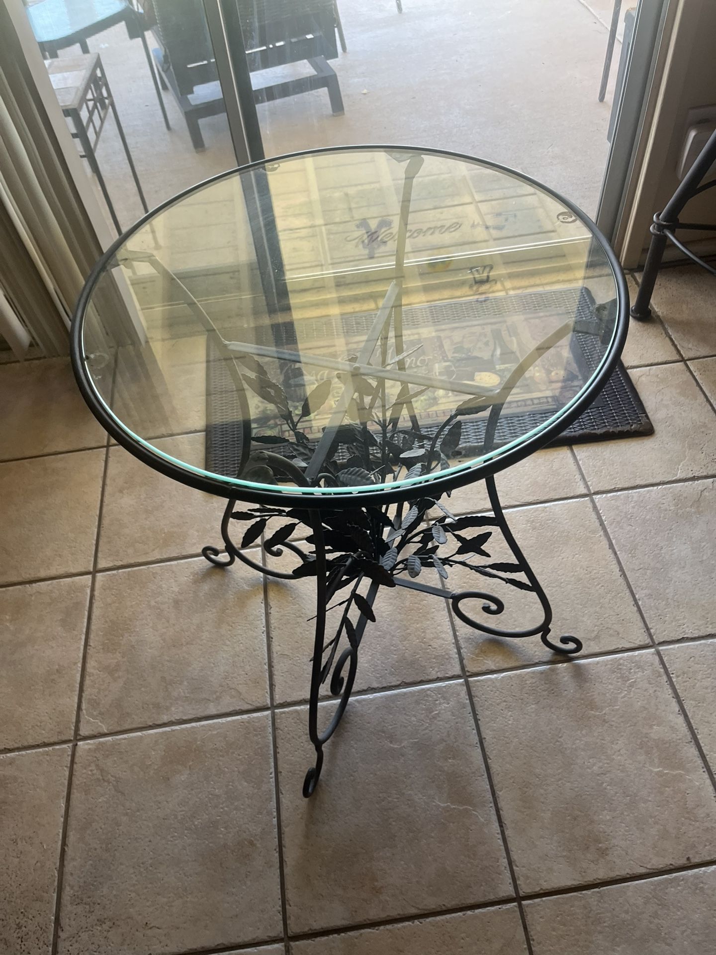 Beautiful Wrought Iron/ Glass Table