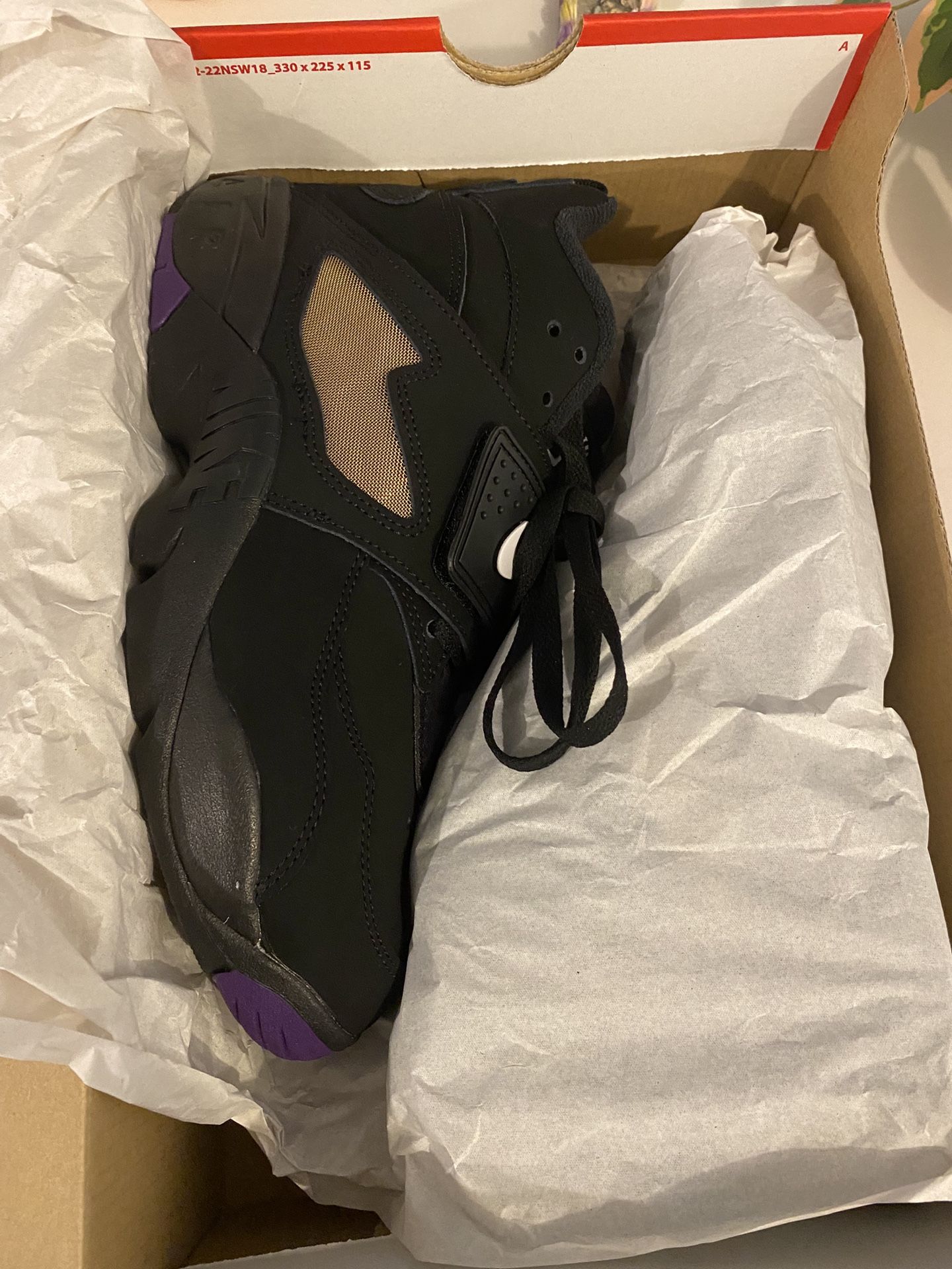 Nike Air Diamond Turf Size 8.5