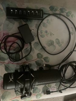 Hyper x quadcast s w/ powered usb hub (read desc)