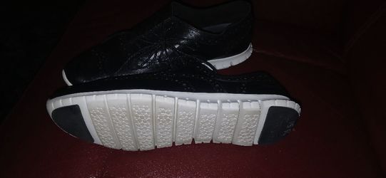 New Looking Black Leather Shoes 