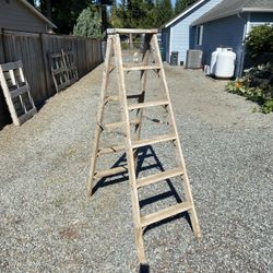 Free Ladders
