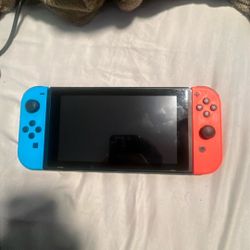 Nintendo Gaming device 