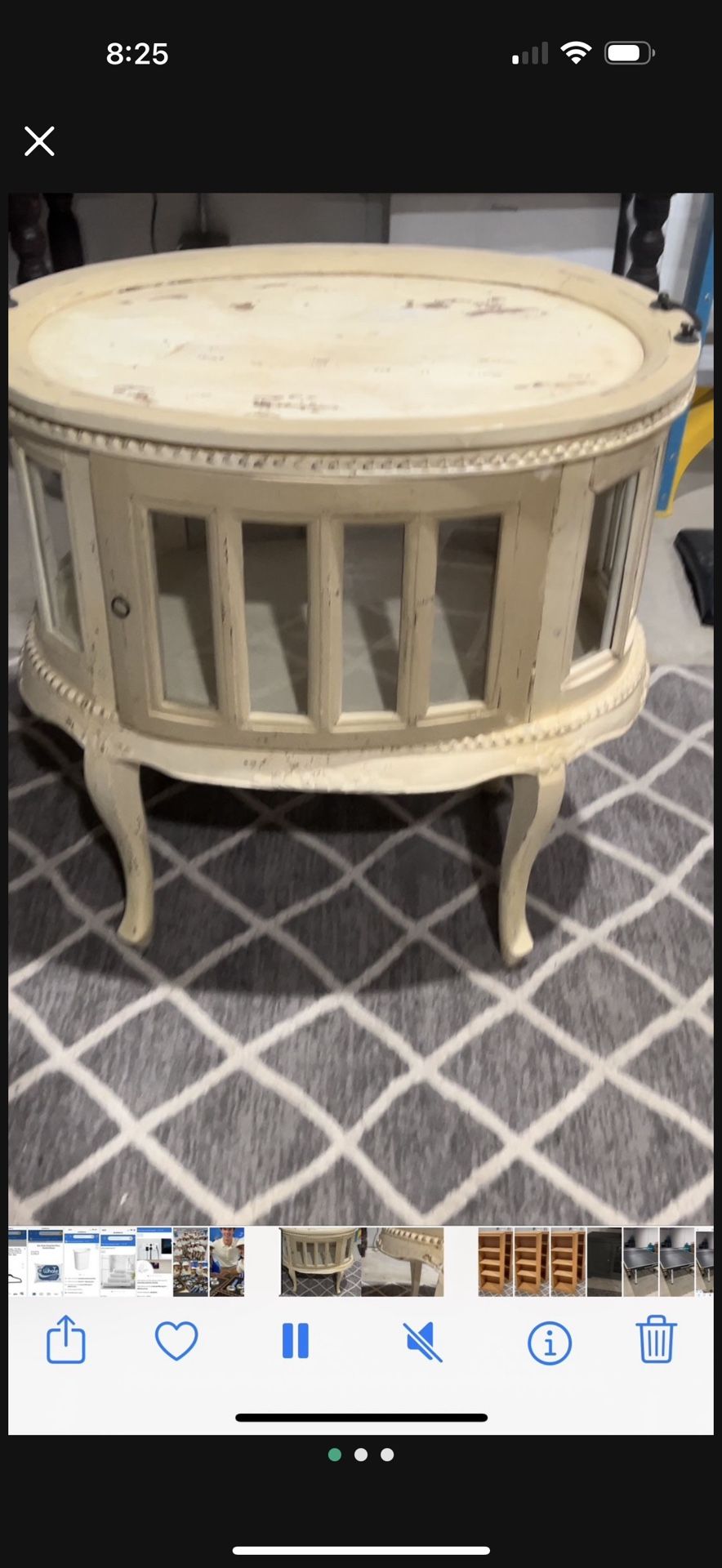 Antique Side/coffee/accent Table !