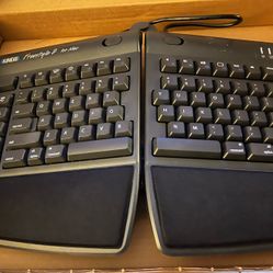 Kinesis Freestyle® 2 VIP3" keyboard