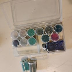 Small Craft Beads In Tote