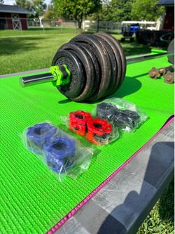 Standard Weights with New Barbell, Quick Locking Collars and Dumbbell Handles