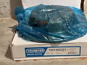 2 Wearever Brake Rotors YH145221