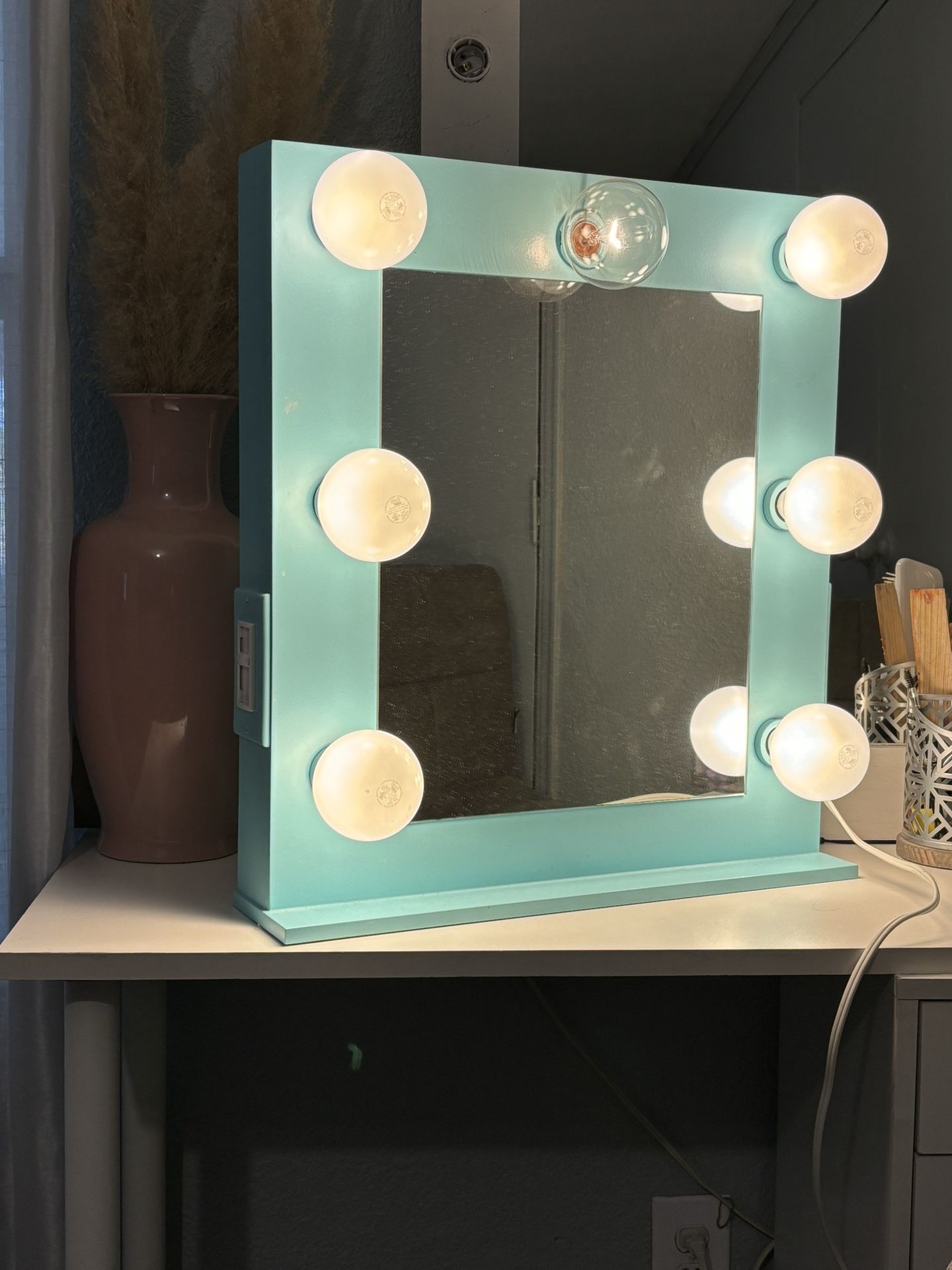 Vanity Mirror