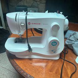 Singer Simple Sewing Machine