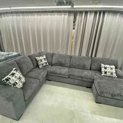 Brand New 🔻 $10 Down Payment Finance 🎗️Ballinasloe Dark Gray 3 Piece Laf/Raf Sectional with Chaise ▪️# Sofa # Loveseat # Couch # Living Room Set