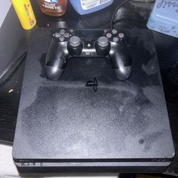 Sony PlayStation 4 Slim