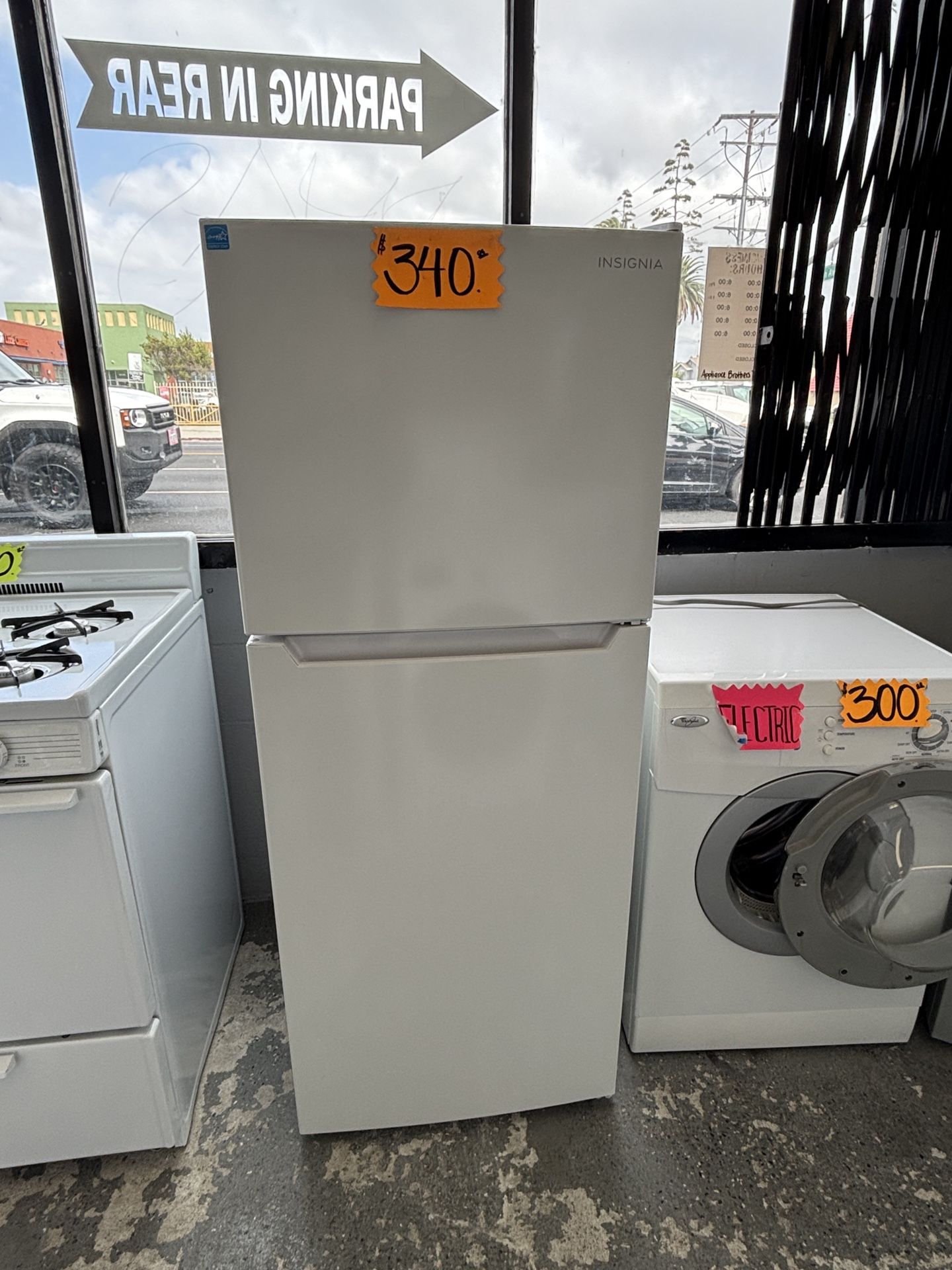 Refrigerator