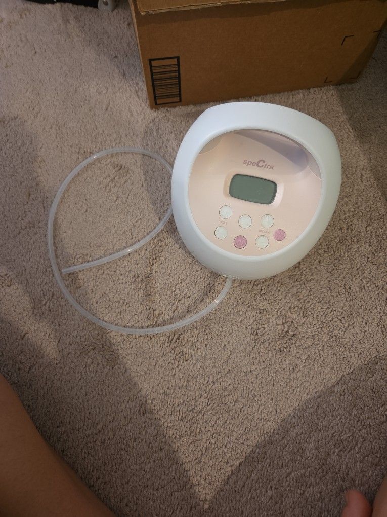 Breastpump