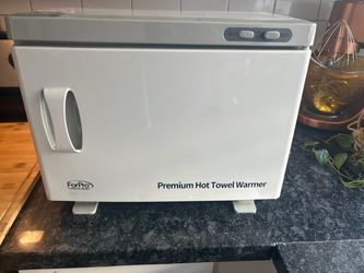Premium hot towel warmer