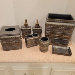 *NEW *  Grey/Bronze Bathroom Set