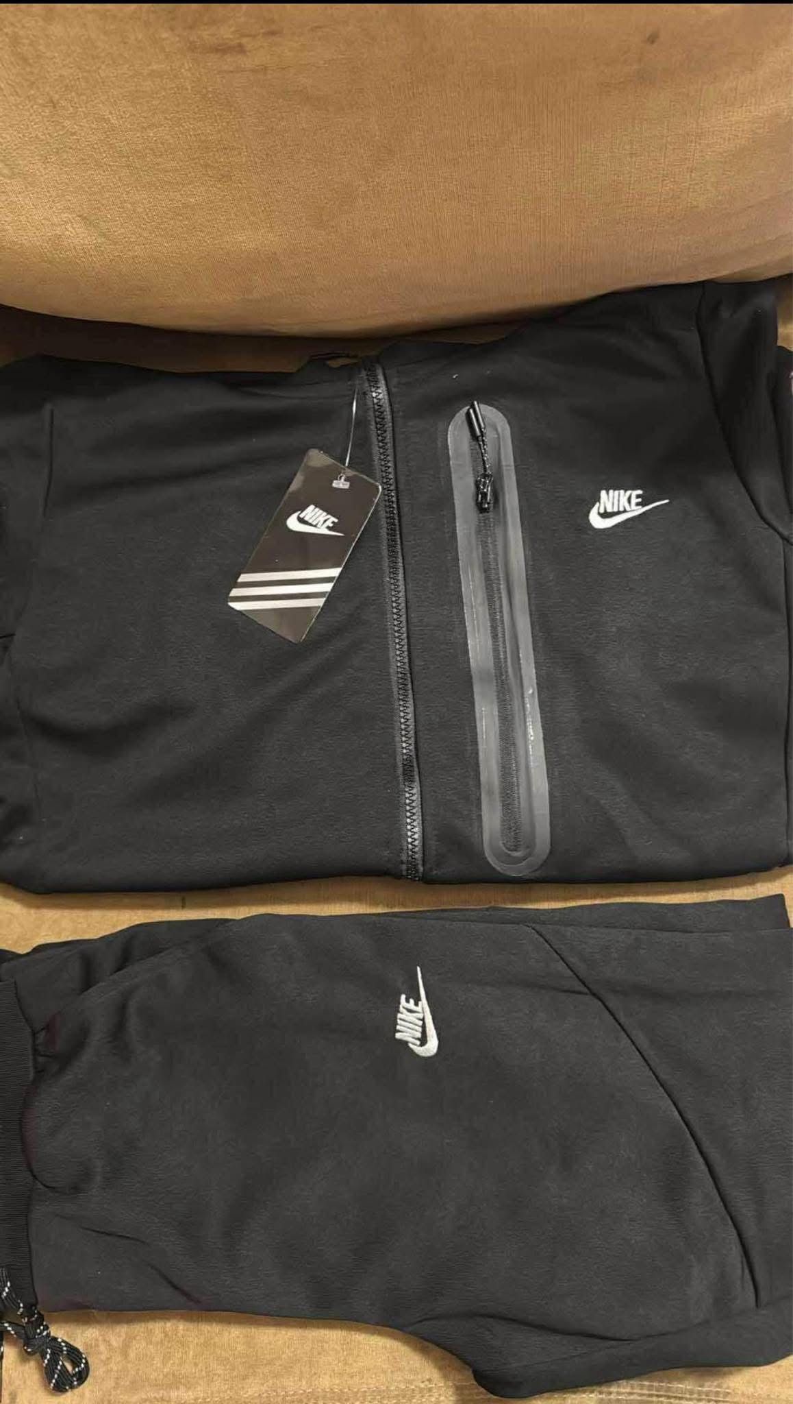 Nike Tech Set Black