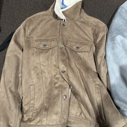 Hollister Sherpa Jackets XL