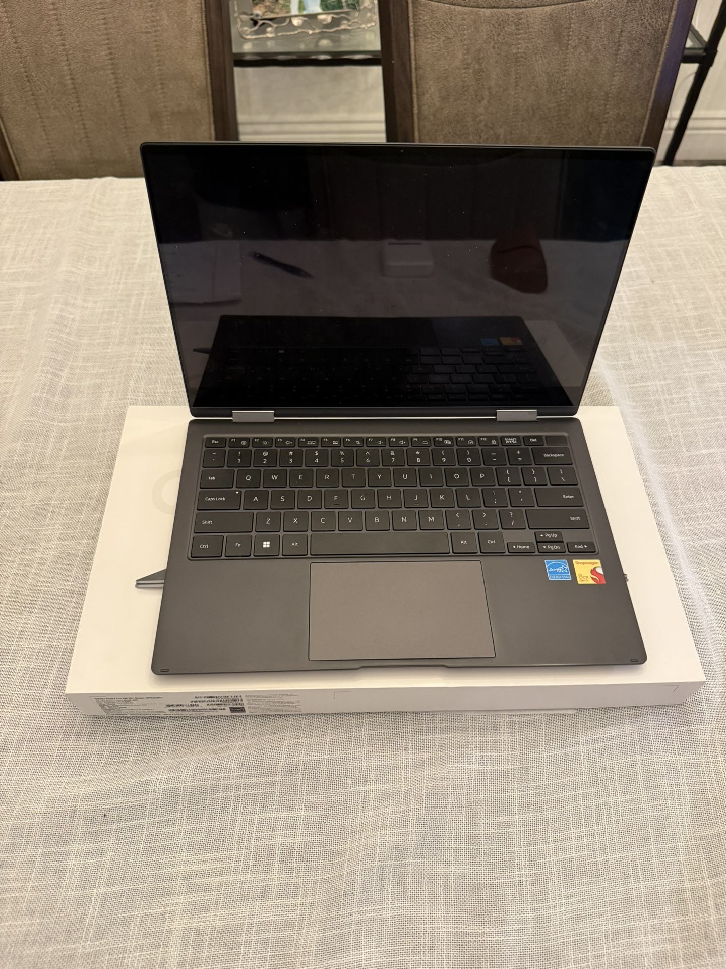 Samsung Galaxy Book 2 Pro 360 5G 13.3