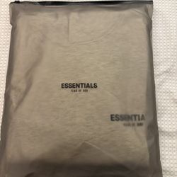 White Essentilas Size S