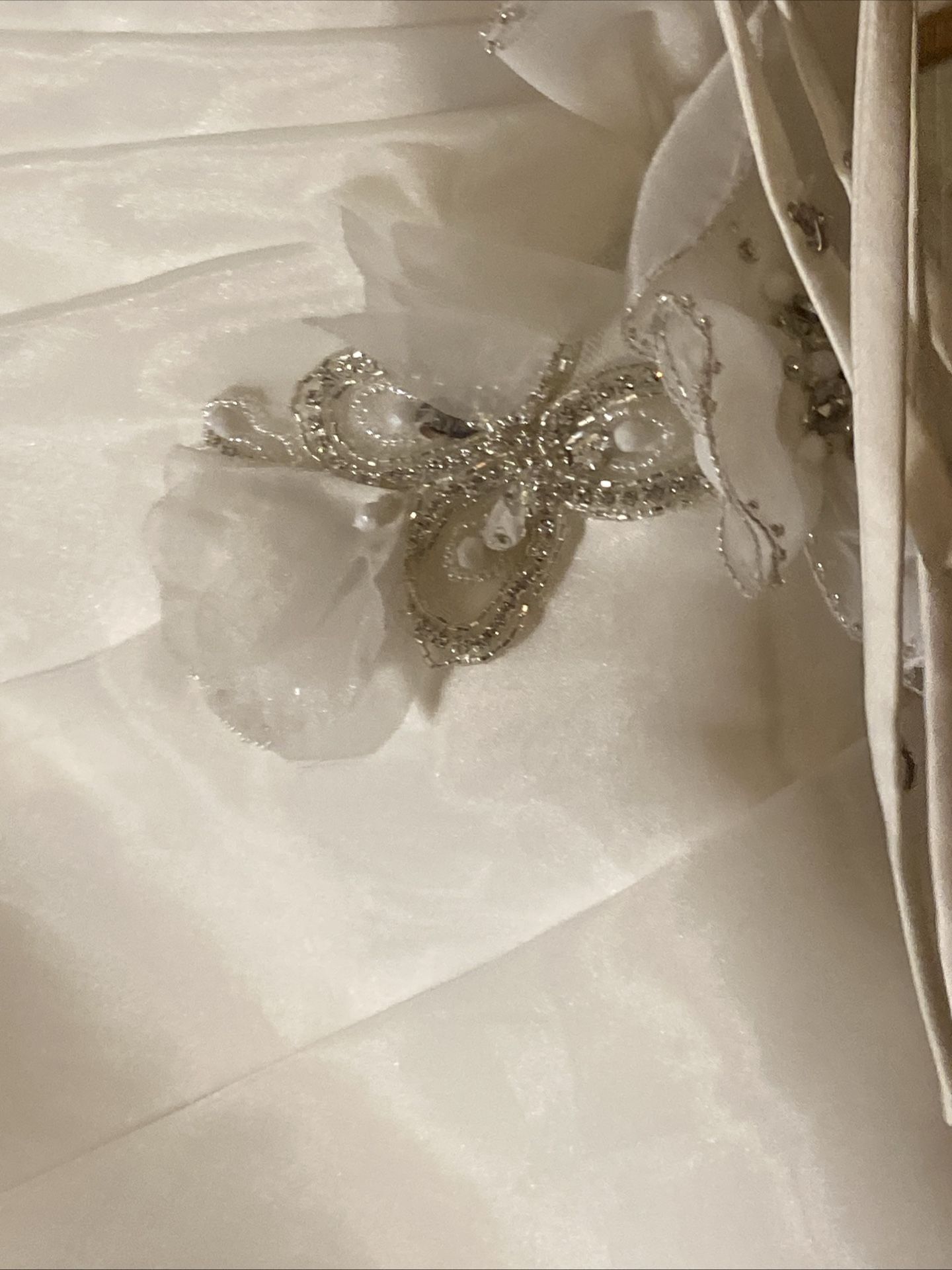 Da Vinci Bridal Brides Dress Size 14 Never Worn