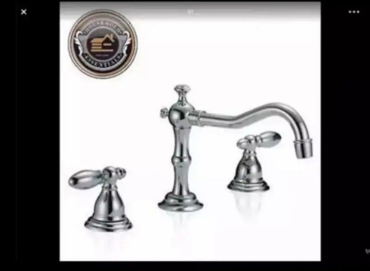 8" Chrome Widespread Bathroom Faucet..... CHECK OUT MY PAGE FOR MORE ITEMSj