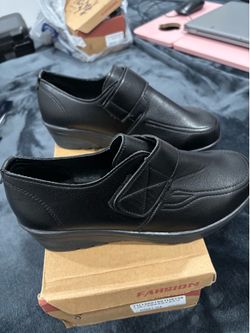 Zapato orthopedic size 7