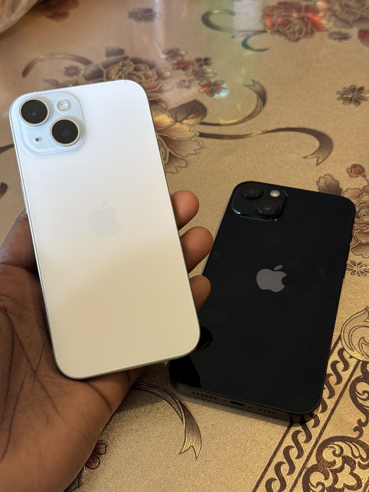 iPhone 15 And iPhone 14 Plus
