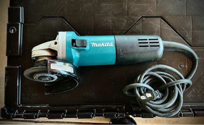 Makita 4-1/2" 7.5-Amp Pro Angle Grinder
