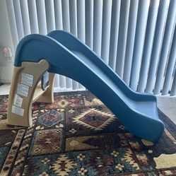 Step2 Play & Fold Jr. Slide