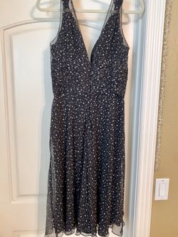 Woman size 8 White House Black Market dress