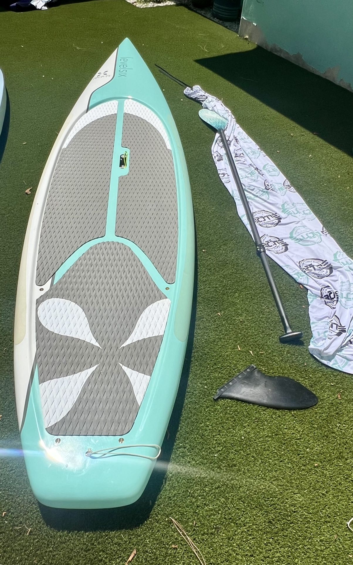 Paddle Board..rigid Level  Six 12-6 