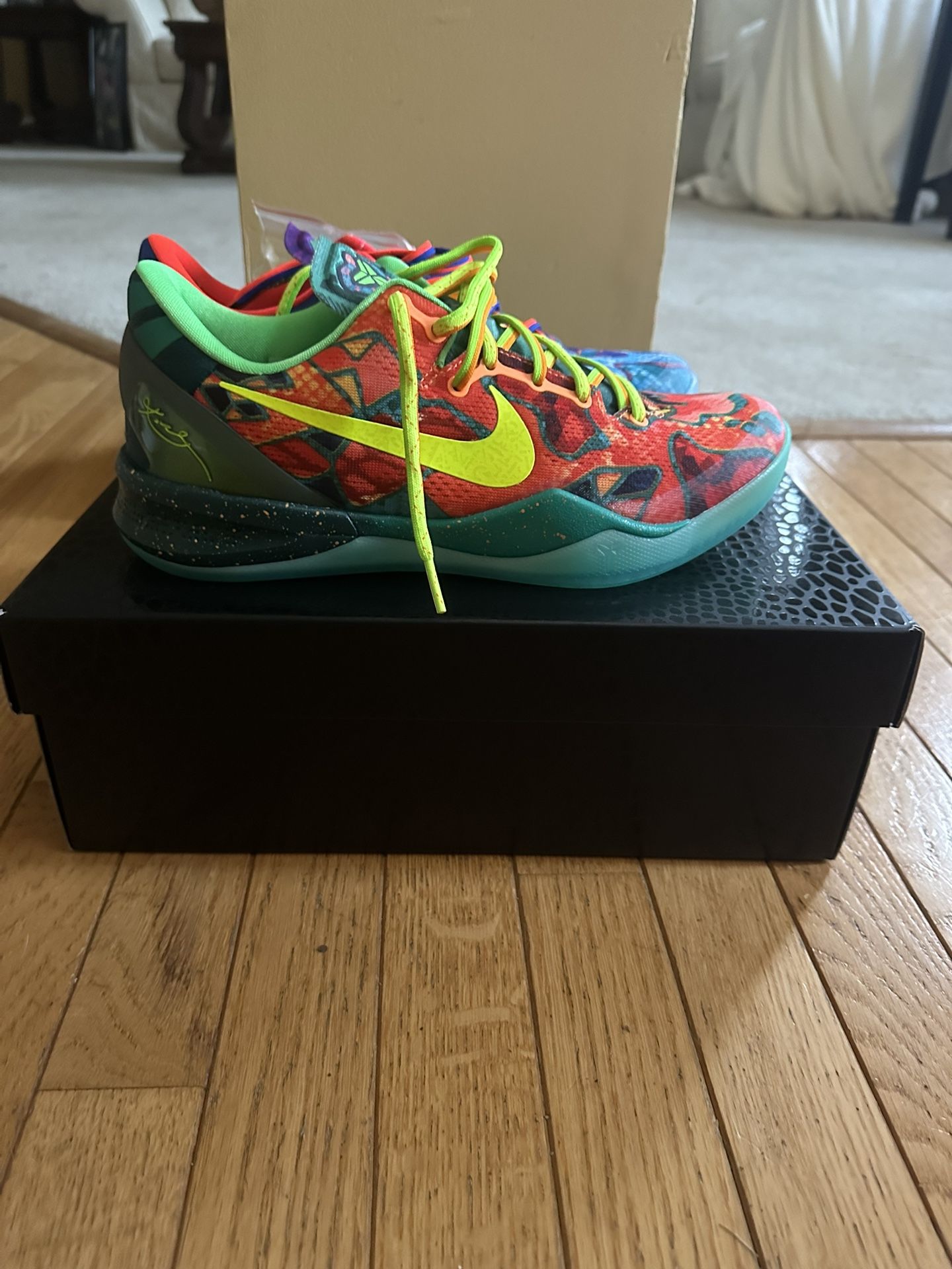 Kobe 8 Size 9