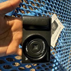 Digital Camera, 4K 48MP 16x Digital Zoom Auto Focus Vlogging 