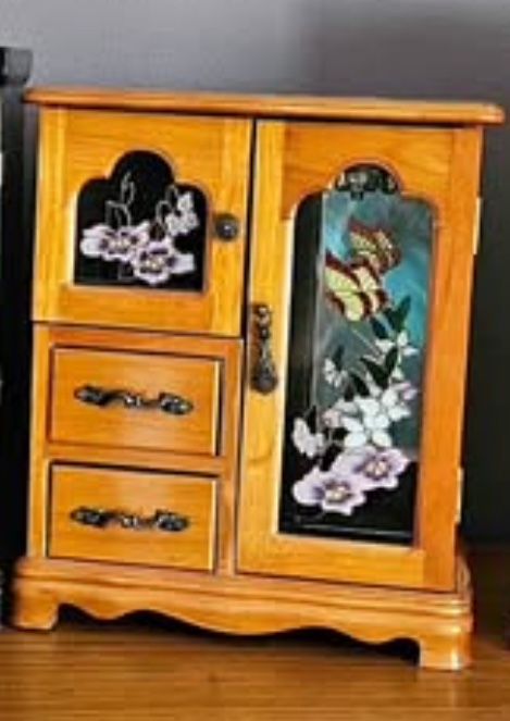 Vintage Wooden Jewellery Box - Wooden Retro Jewellery Wardrobe - Vintage Keepsake Box ~ Wooden Trinket Box - Ring Storage