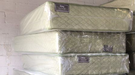 Bundle Pack 3 Twin Memory Foam Mattresses