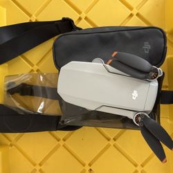 DJI Mini 2 Drone Bundle
