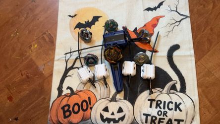 Group of Beyblades￼