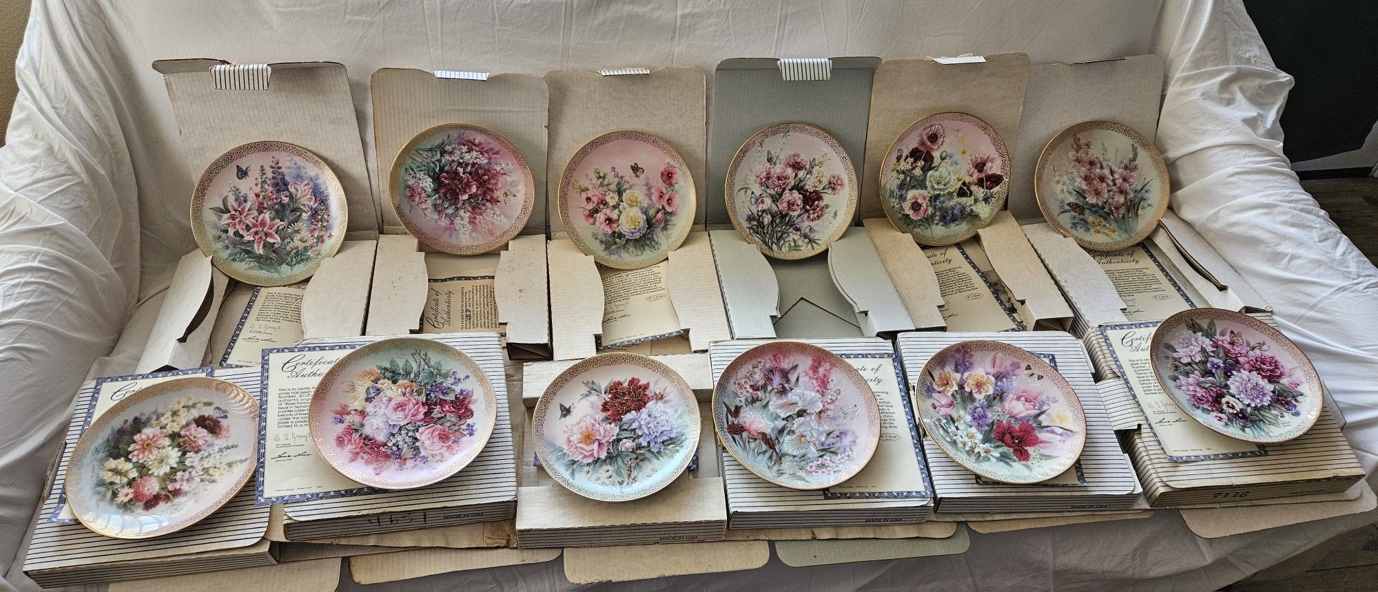 Lena Liu - Set of 12 Collector Plates
