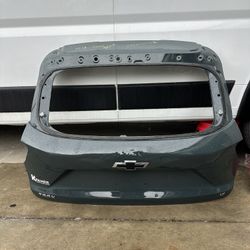 2024-2025 Chevrolet Trax Tailgate Oem 