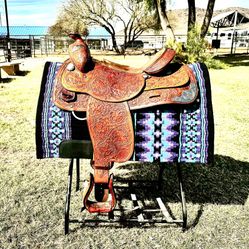 Textan Western saddle