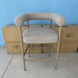 *BRAND NEW* 3 Bar Stools