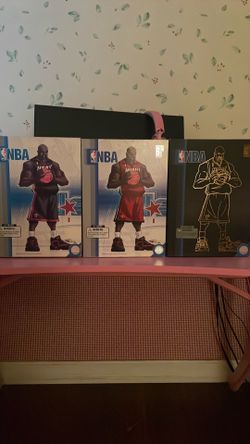 Shaq rare action figures set of 3