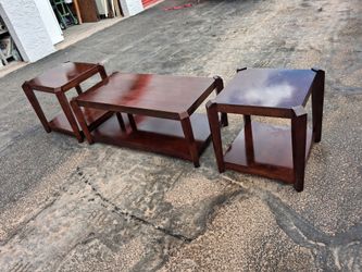 3pc lvrm wood  table set only.