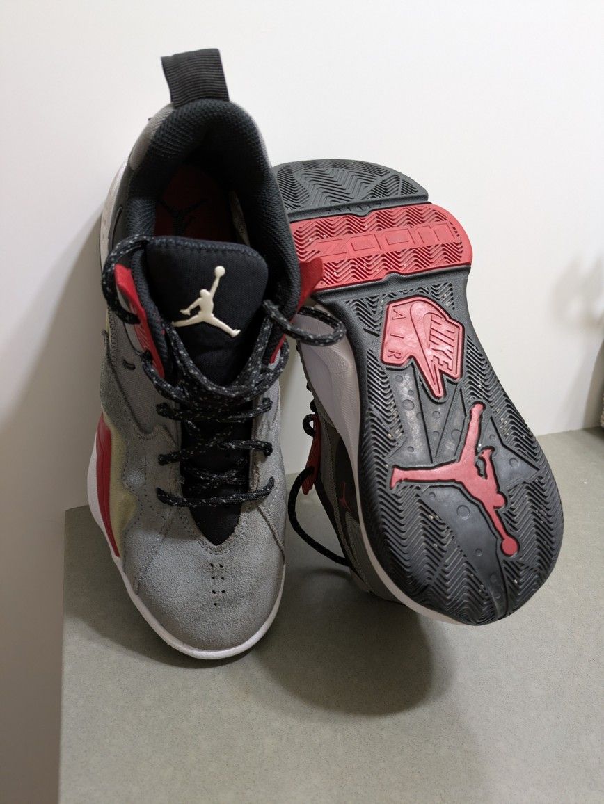 Jordan Zoom '92 basketball shoe 8.5