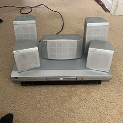 JVC DVD Player With 5 Surround Sound Speakers