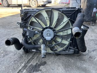 2014-2019 Cadillac CTs Complete Cooling Unit 
