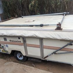 1985 Palomino Stallion Pop Up