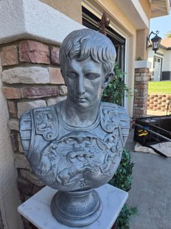 Statue
