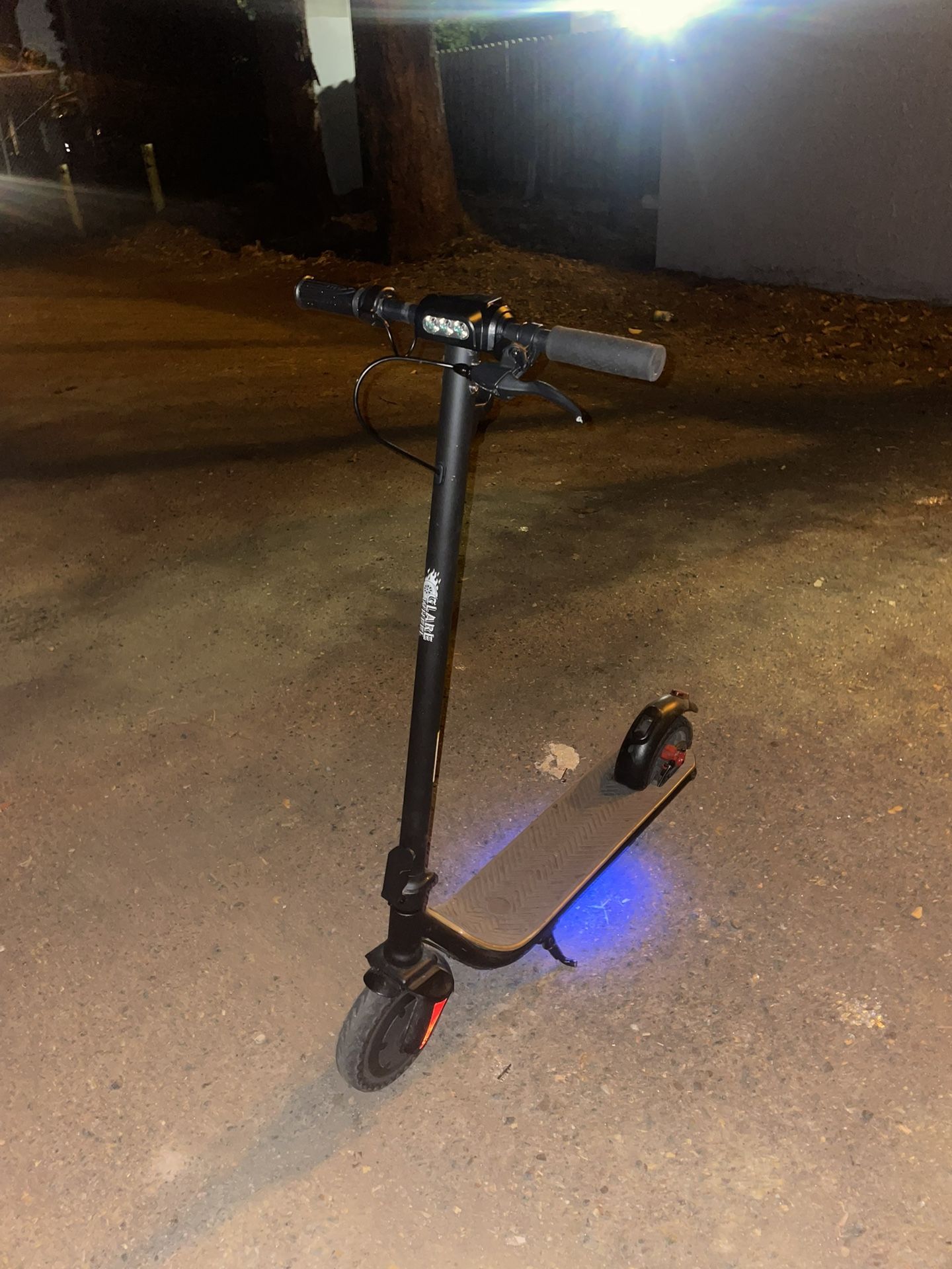 SHOOT OFFERS!!! E-Scooter Originally Goes For $450 NOT FREE!!!