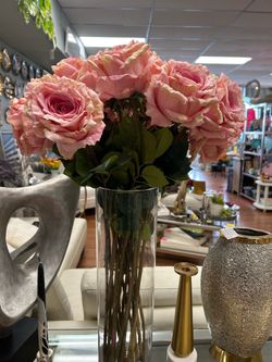 Tall 24 dozen artificial silk pink roses bouquet